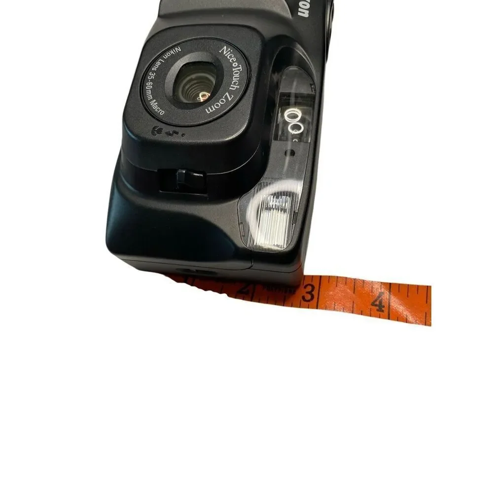 Nikon Nice Touch Zoom 35mm Point And Shoot Camera With Case 35-60mm Macro Black